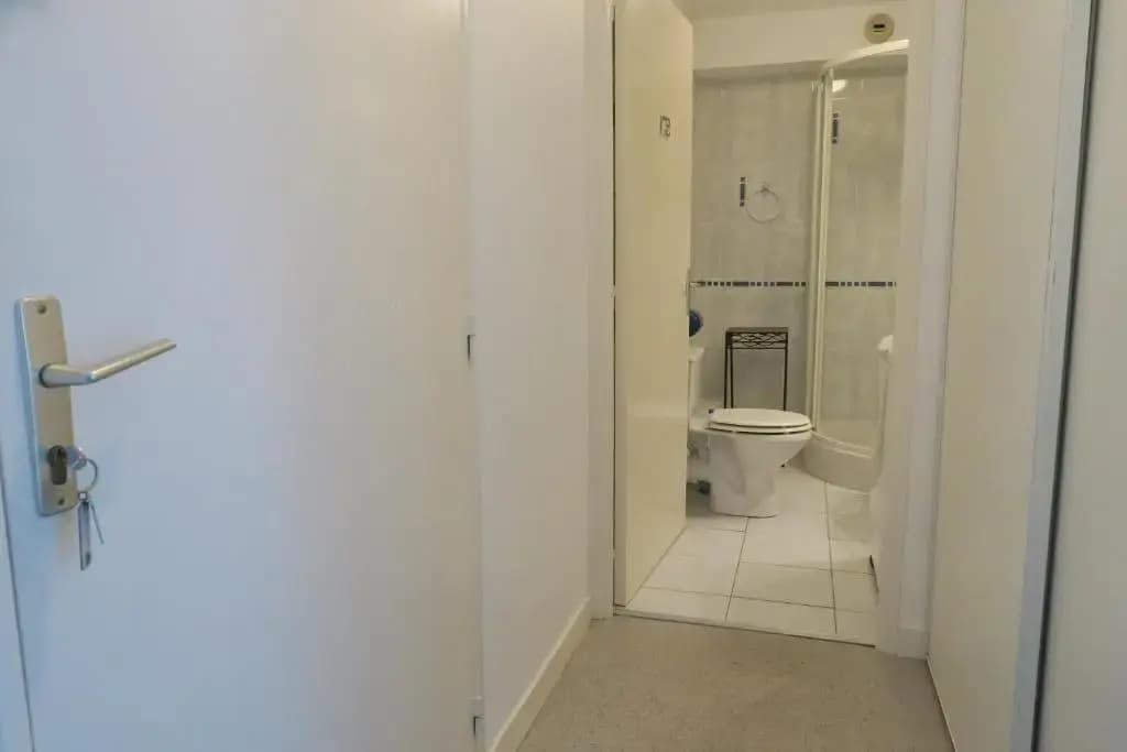 Appartement avec balcon à 20m de la plage de Trestraou à PERROS-GUIREC Ref 853 - Miniature 6