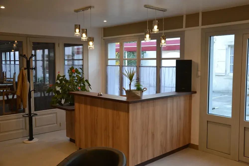 Hôtel Restaurant du Bearn - Photo 2