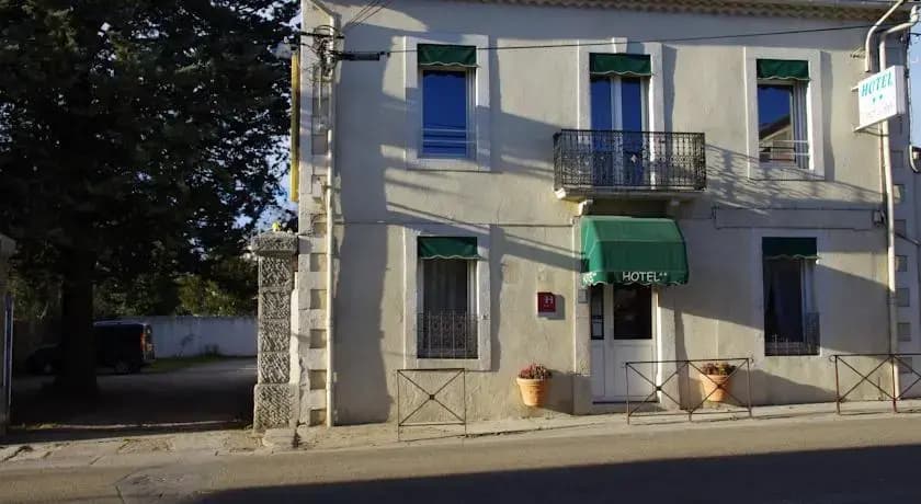 hôtel la tour des fées - Photo 2