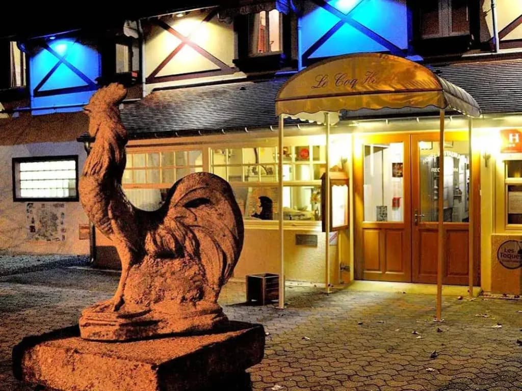 Logis Hôtel Le Coq Hardi - Photo 1