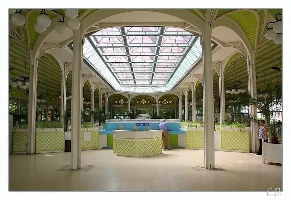 Le Riviera - Photo 2