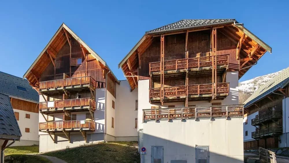 Apartment for 6 in Modane - Photo 1