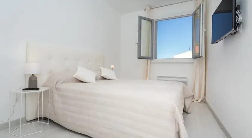 Lascaris - 1 Chambre - Le Port - Photo 1