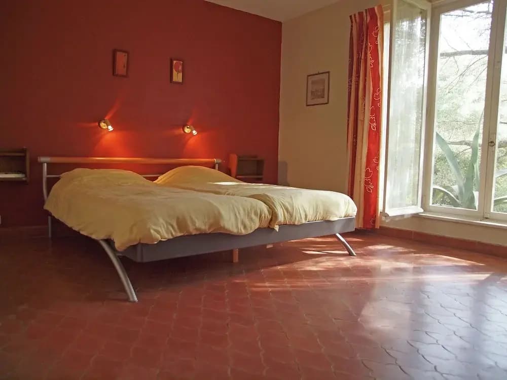 Villa in Cavalaire-sur-mer Near the Sea - Miniature 6