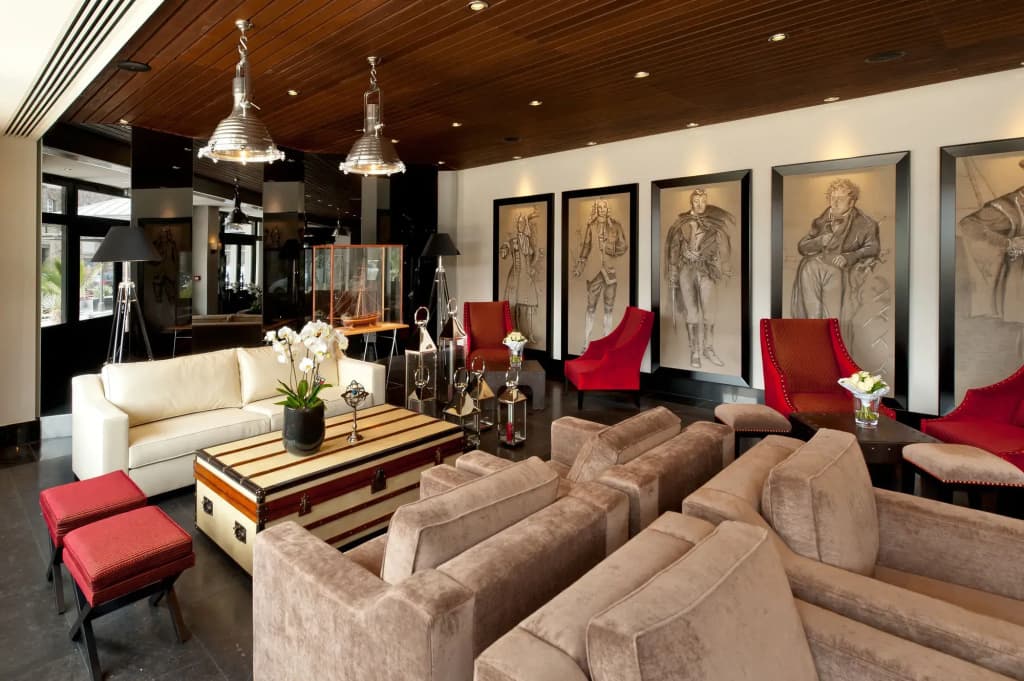 Hôtel Le Nouveau Monde - Photo 2