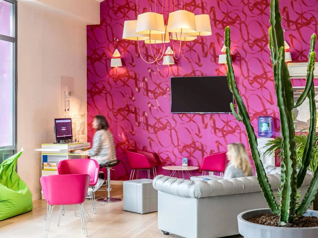 ibis Styles Rennes Saint Gregoire - Photo 2