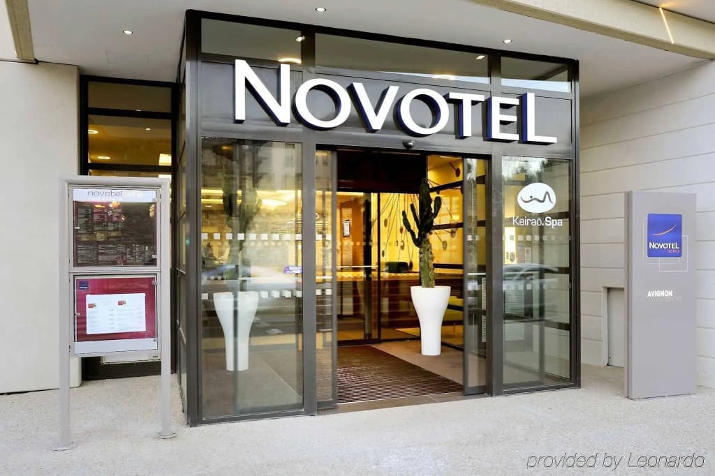 Novotel Avignon Centre - Photo 1