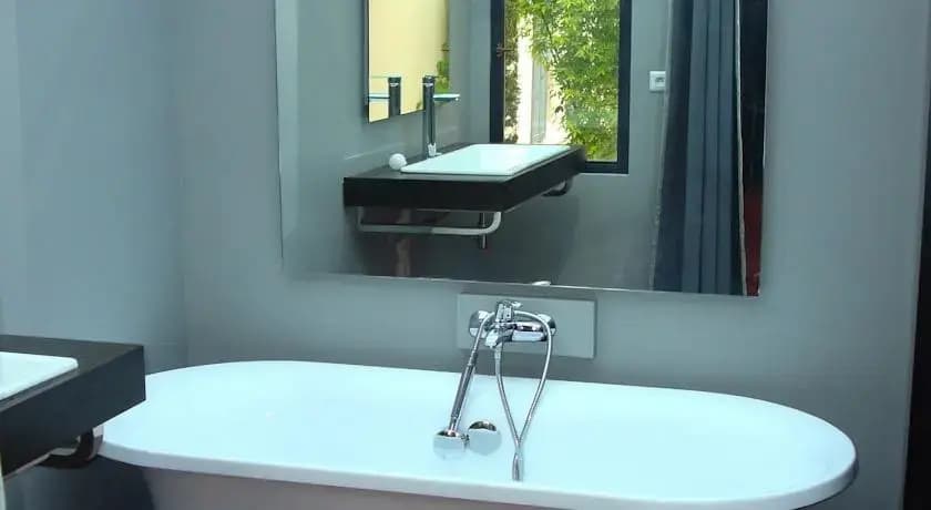 Loft 52 - Photo 4