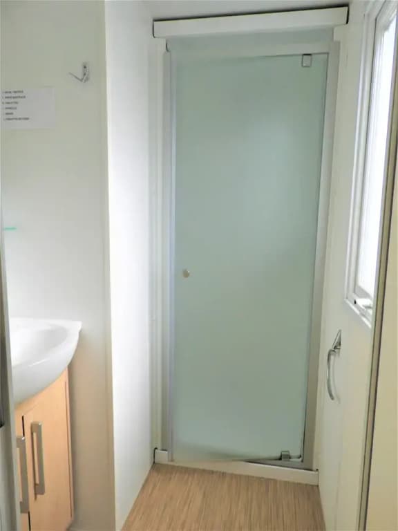 Mobil-Homes Deux Chambres - Miniature 8