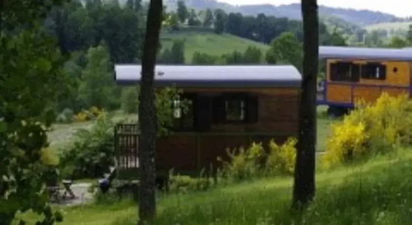 Les Roulottes et Cabanes du Livradois - Photo 4