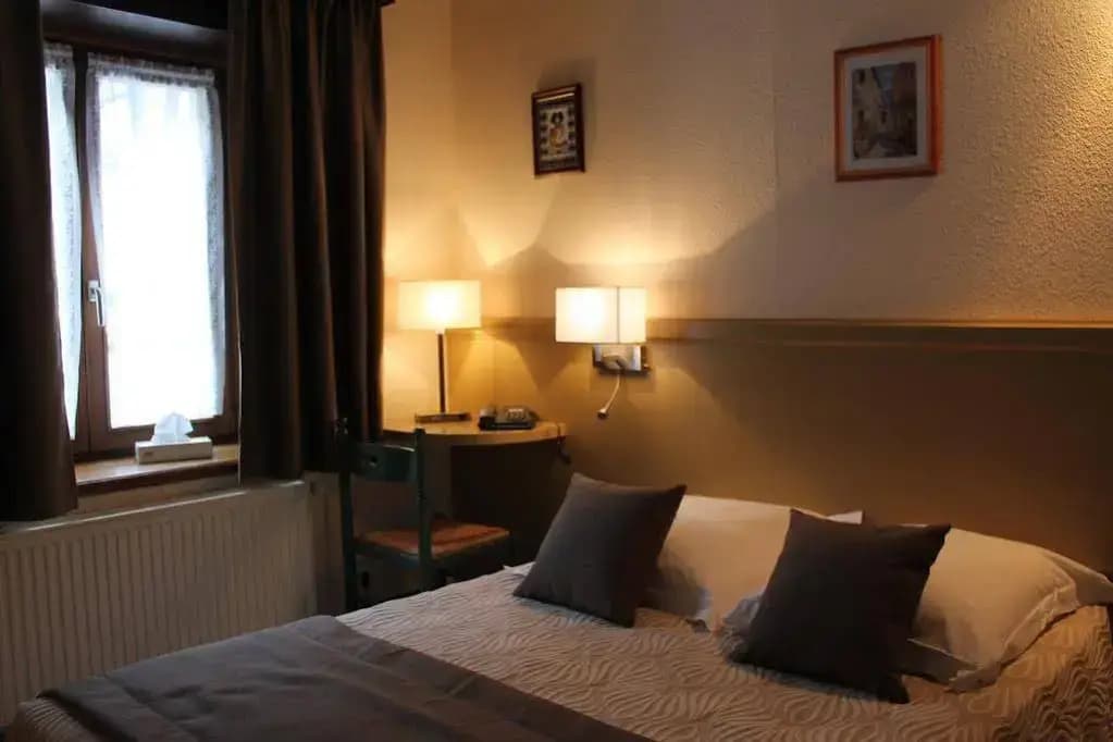 Auberge des Trois Châteaux - Photo 3