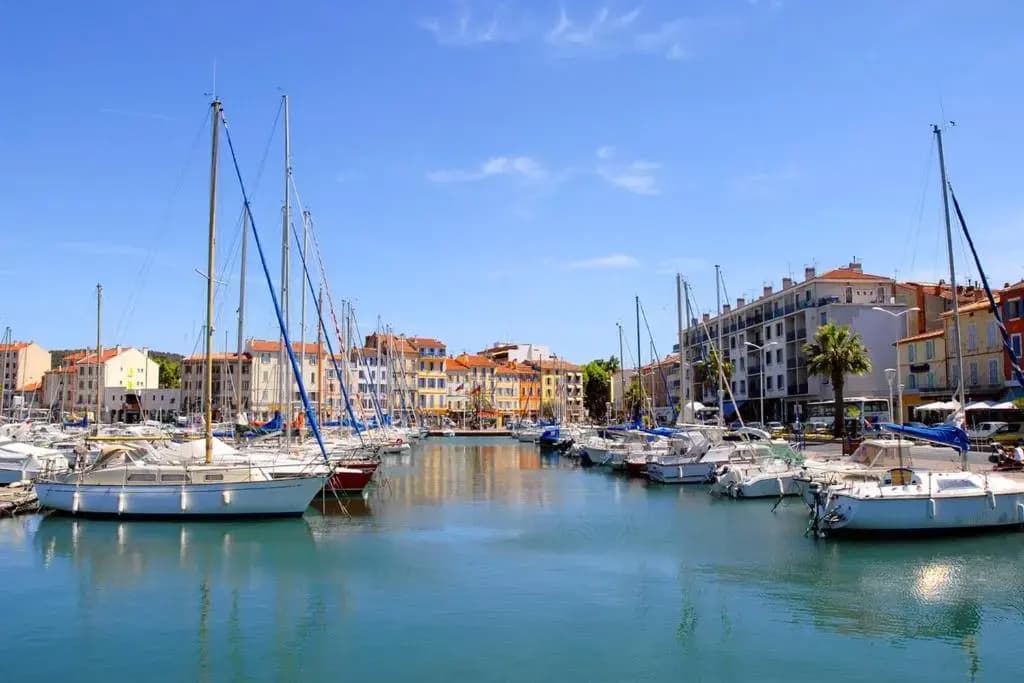 Appartement d'une chambre a La Seyne sur Mer a 1 km de la plage - Miniature 7