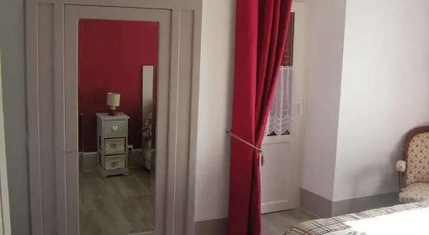 Hotel gites des touristes - Photo 3