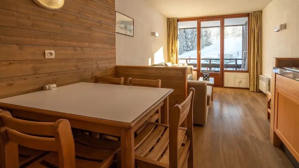 Apartment in Morillon Near Ski Slopes & Beach - Photo 4