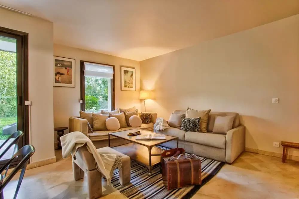 Deauville Lovely Flat With Private Garden - Photo 3