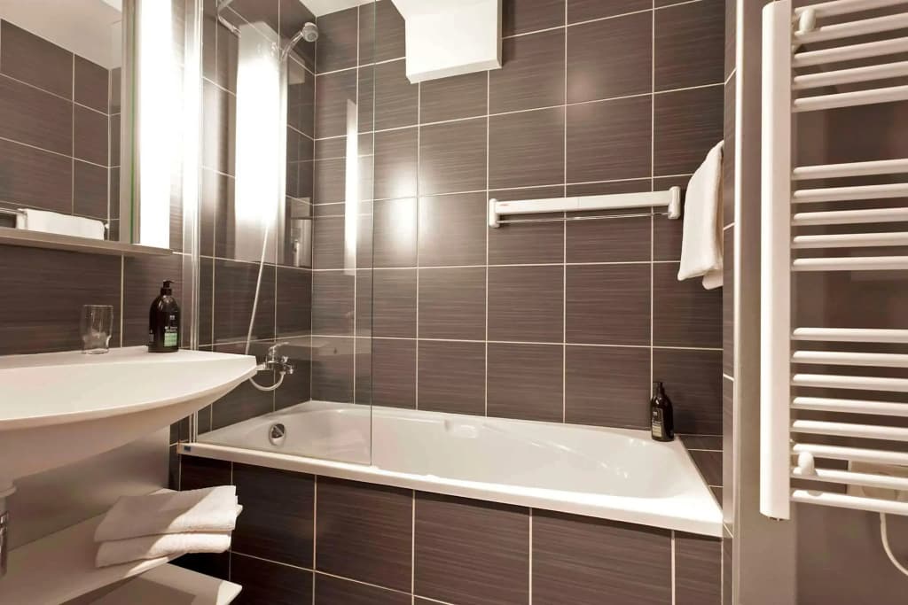 Comfort Aparthotel Saint-Etienne - Miniature 8