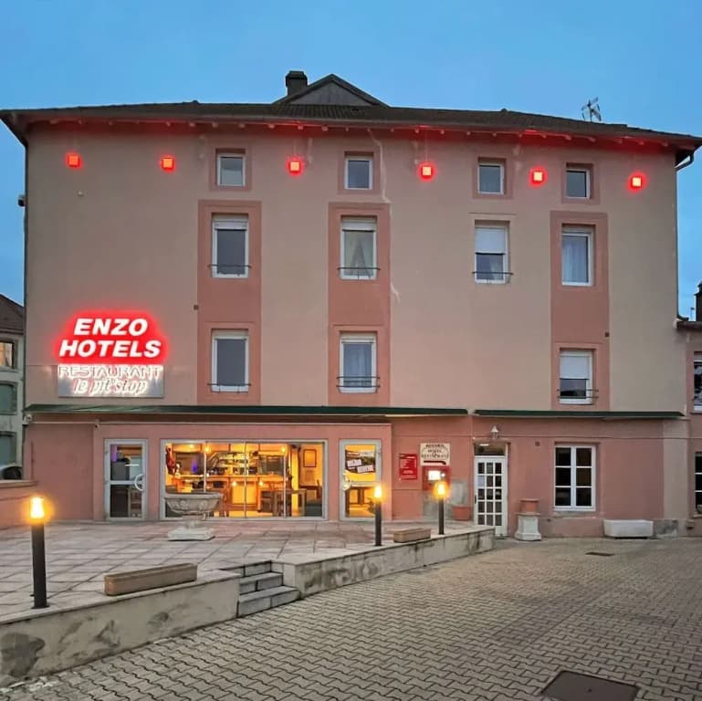Enzo Hotels Neufchateau - Photo 1