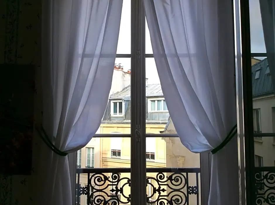 Bed and Breakfast Paris Arc de Triomphe - Miniature 6