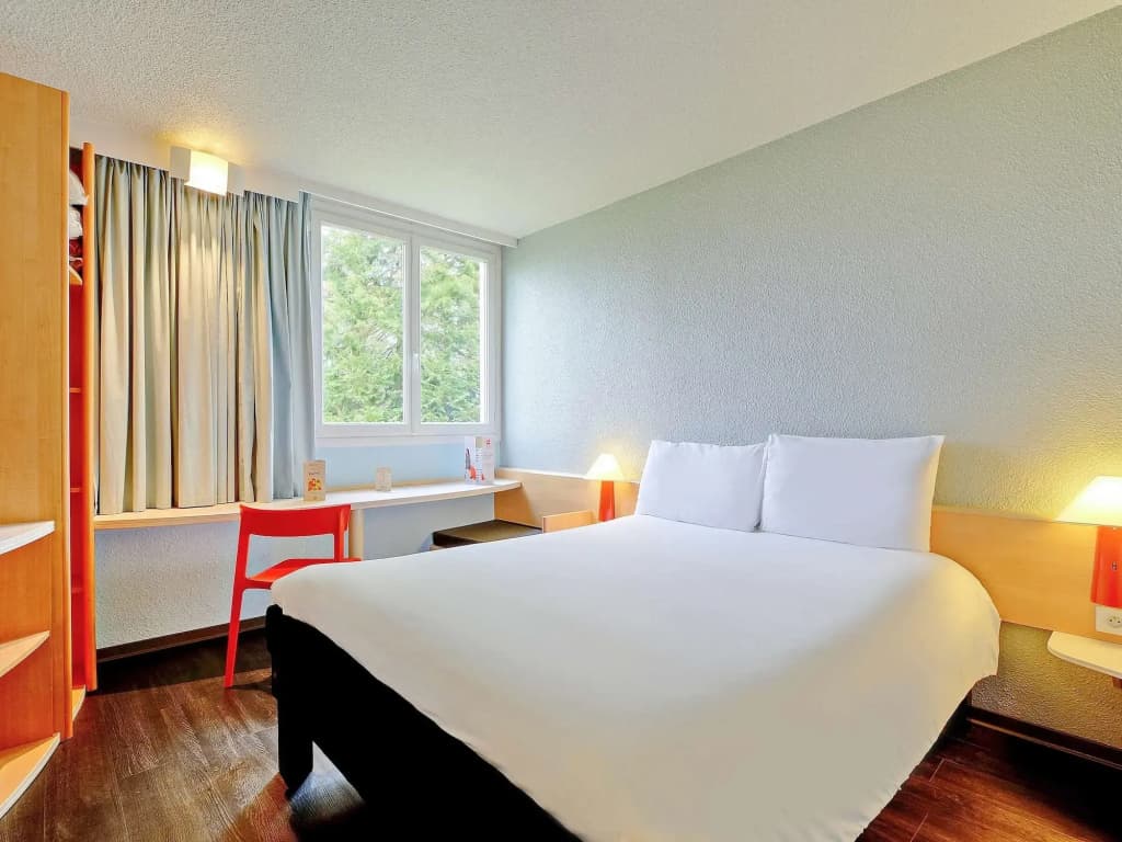 ibis Poitiers Beaulieu - Photo 3