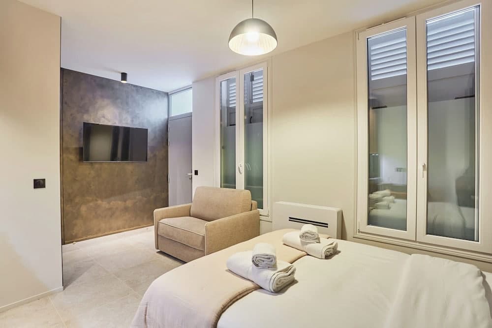 Suite Premium Facing the Chateau de Vincennes - Miniature 6