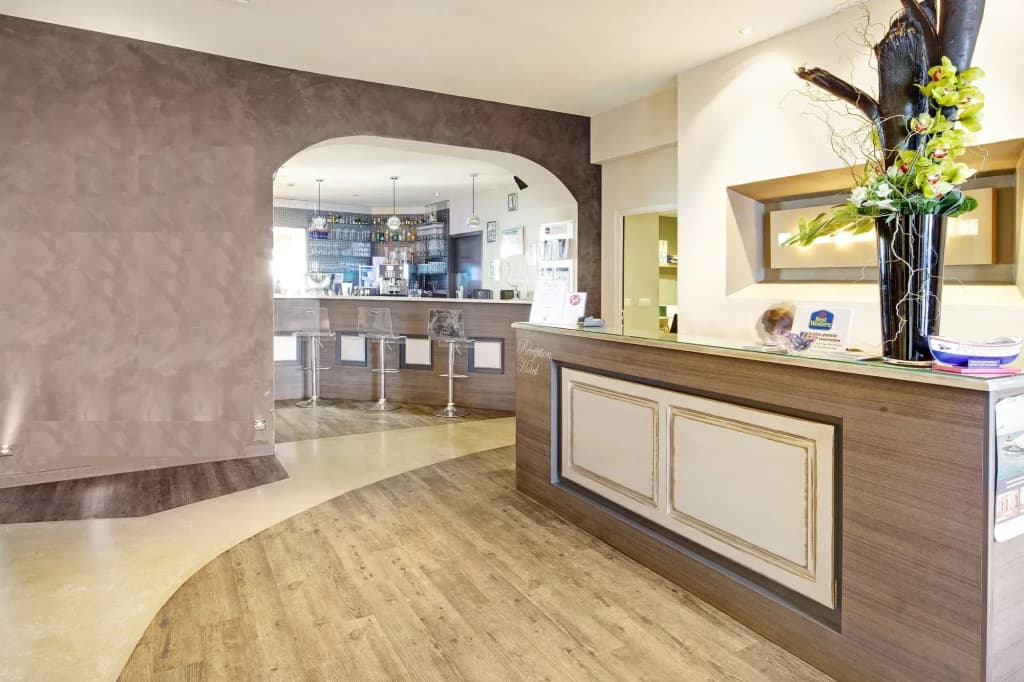 Best Western Hotel De La Plage - Photo 2