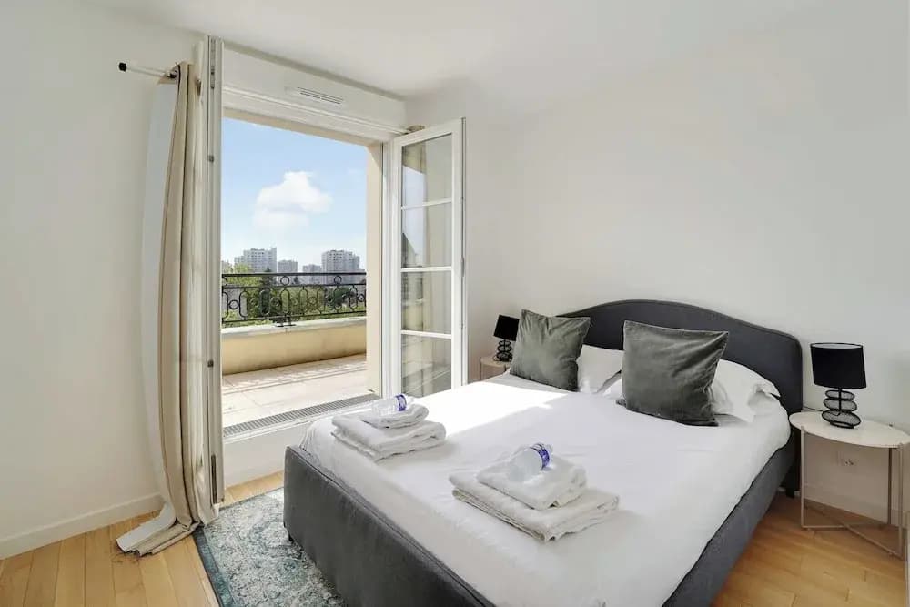 Superb 3BR With Terraces - Puteaux La Defense - Photo 3