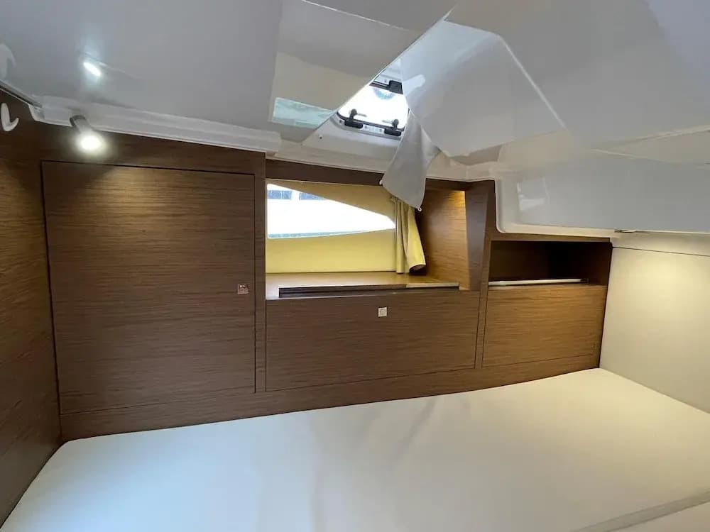 Luxury Yacht in La Rochelle With a Terrace - Photo 4