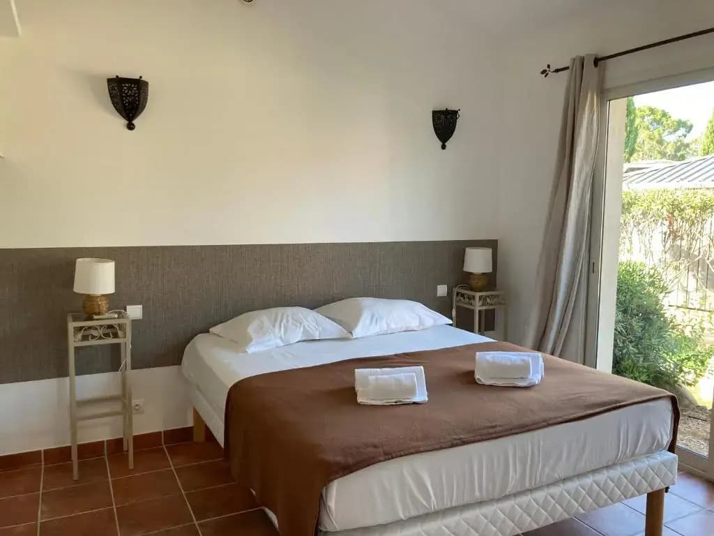 Villas CALA CORSA 4 Chambres - CALA ROSSA Porto-Vecchio - Villa entièrement climatisée à 5 minutes à pied de la plage Cala...