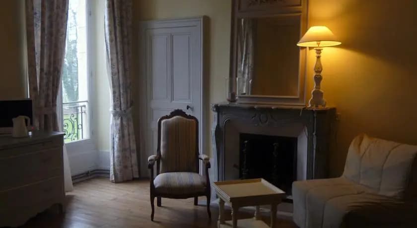 Chateau de Bessey les Citeaux - Photo 2