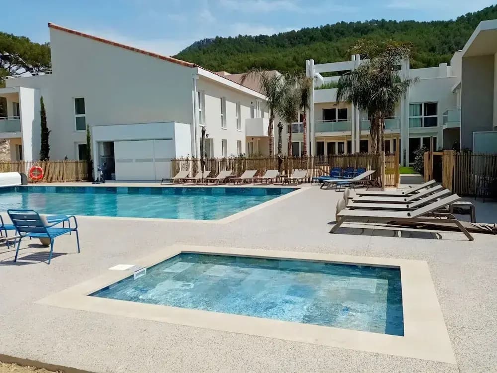 Nice Apartment With Shared Pool - Miniature 8