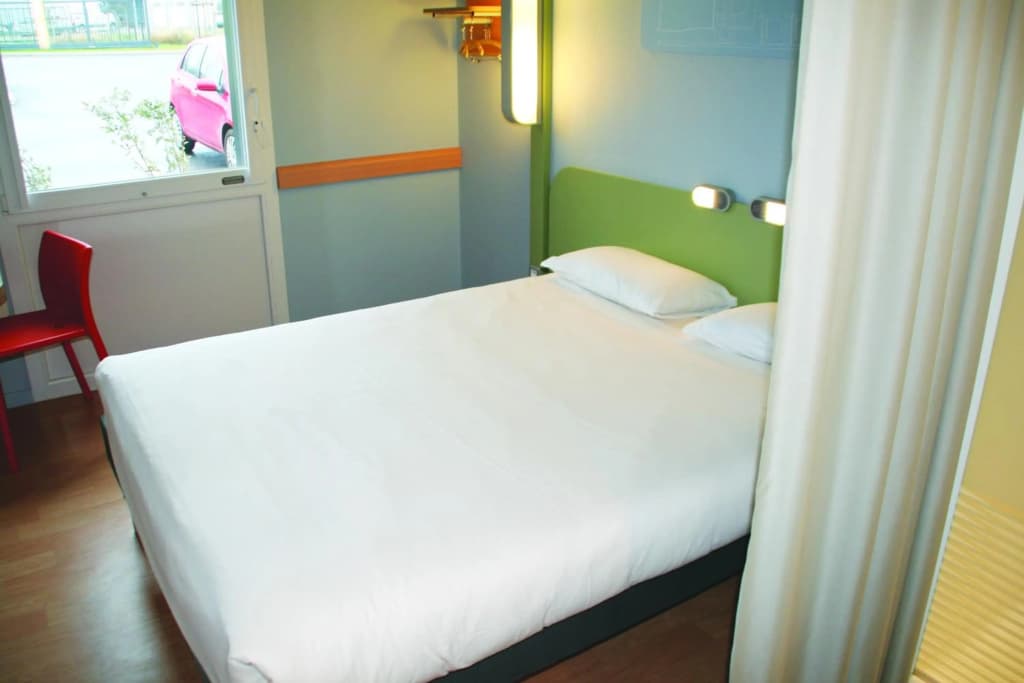 ibis budget Saint-Pourçain-sur-Sioule - Miniature 7