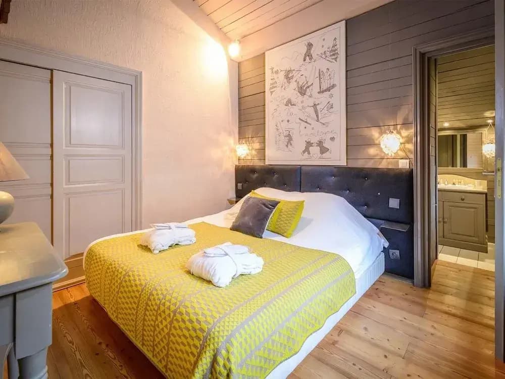 Large Chalet With Barrel Sauna and Whirlpool - Photo 5