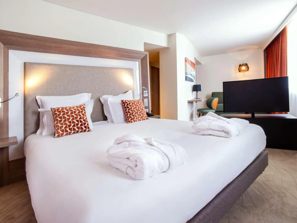Novotel Lyon Centre Confluence Bord de Saone - Photo 4