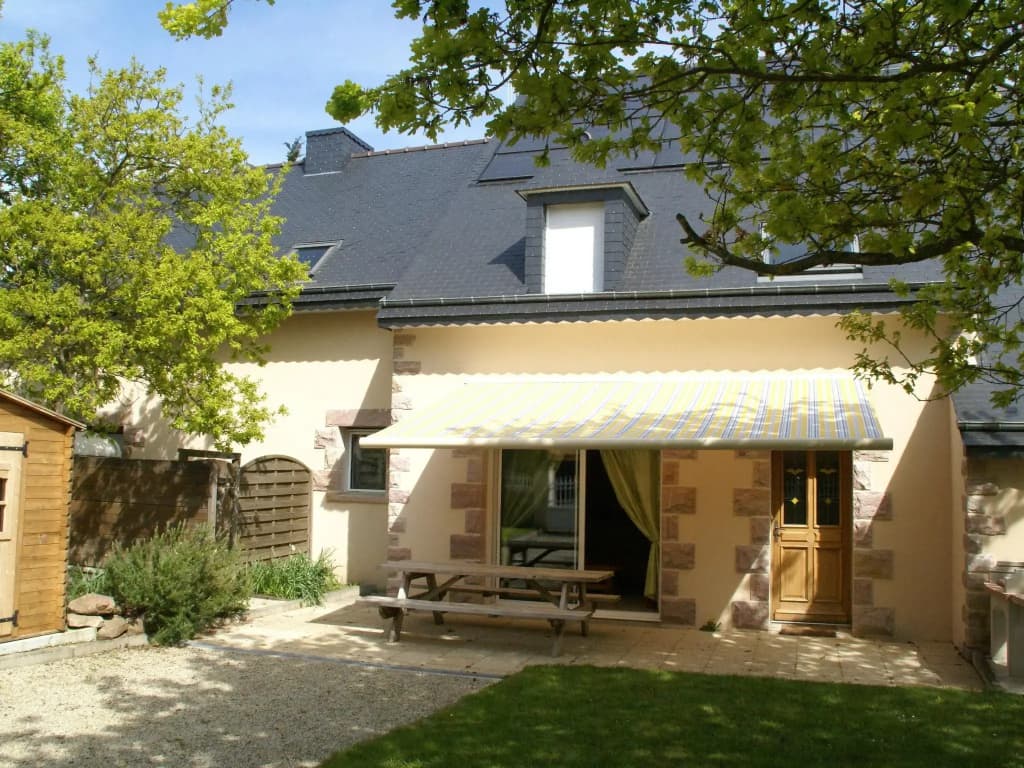 Stylish Coastal Stay in Erquy - Photo 1