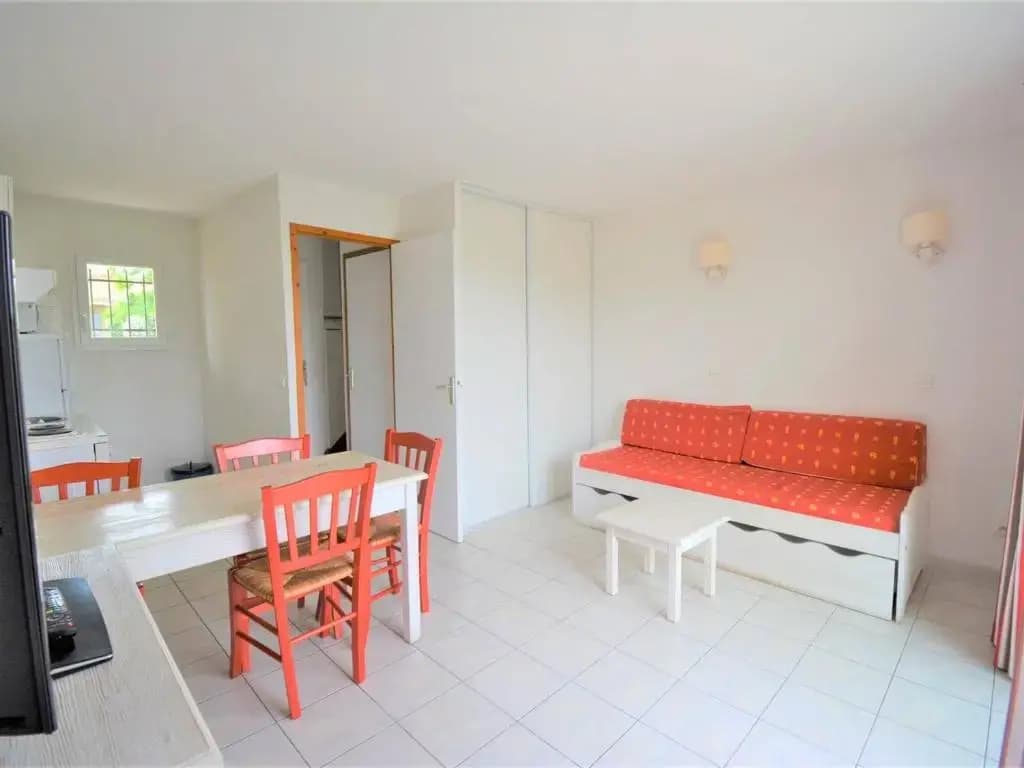 Maison Salavas, 3 pièces, 6 personnes - FR-1-382-136 - Photo 1