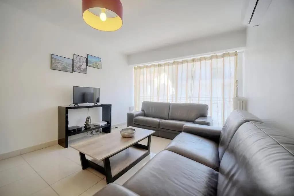 IMMOGROOM - Renovated apartment - Terrace - AC - Photo 3