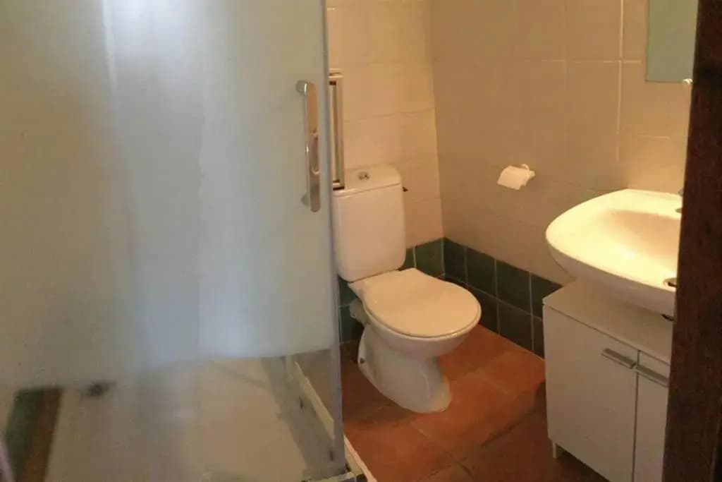 Partie d'une ferme provençale avec piscine privée, située proche d'Avignon, à Bédarrides, 6 prs, LS6-342-FRAGOUN - Miniatu...