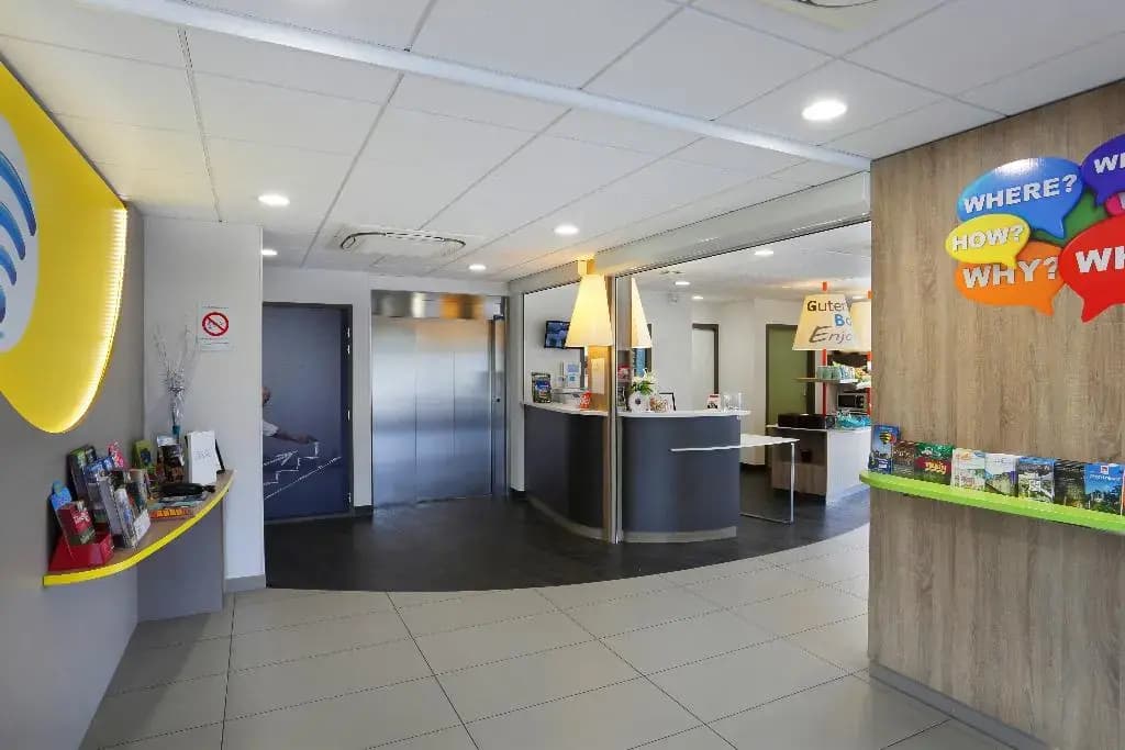 First Inn Hotel Blois - Photo 2