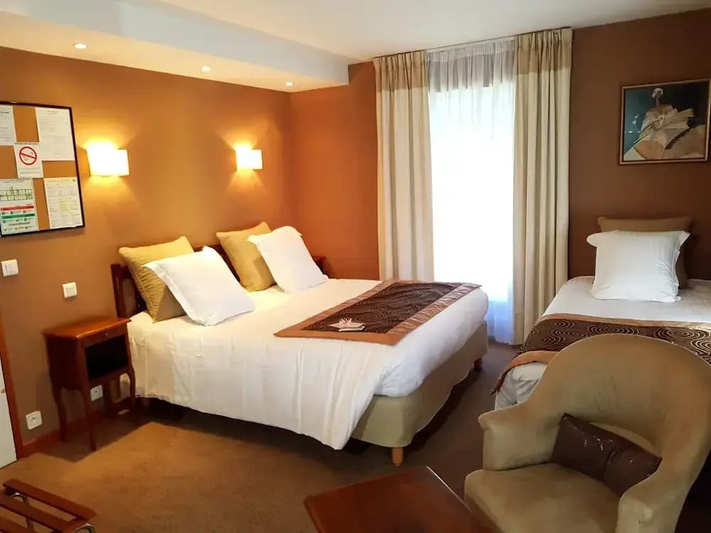 Brit Hotel Essentiel Pontivy-Robic - Photo 4