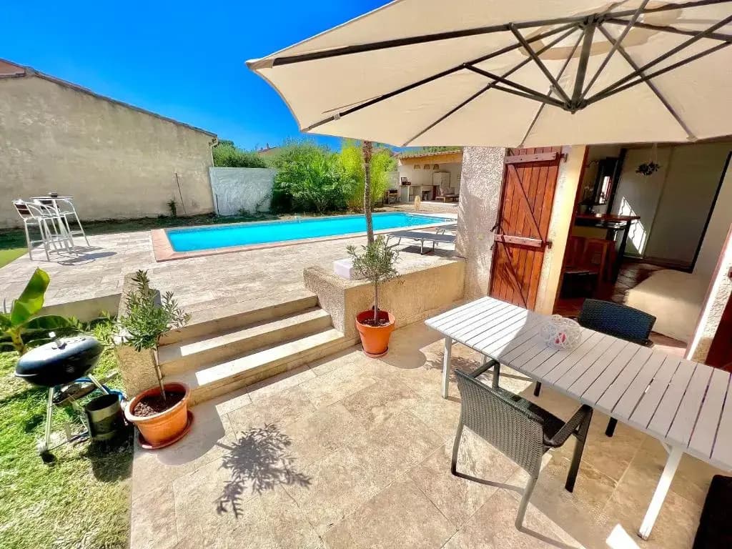 Studio Avec Jacuzzi Et Piscine (Adults Only) - Miniature 8