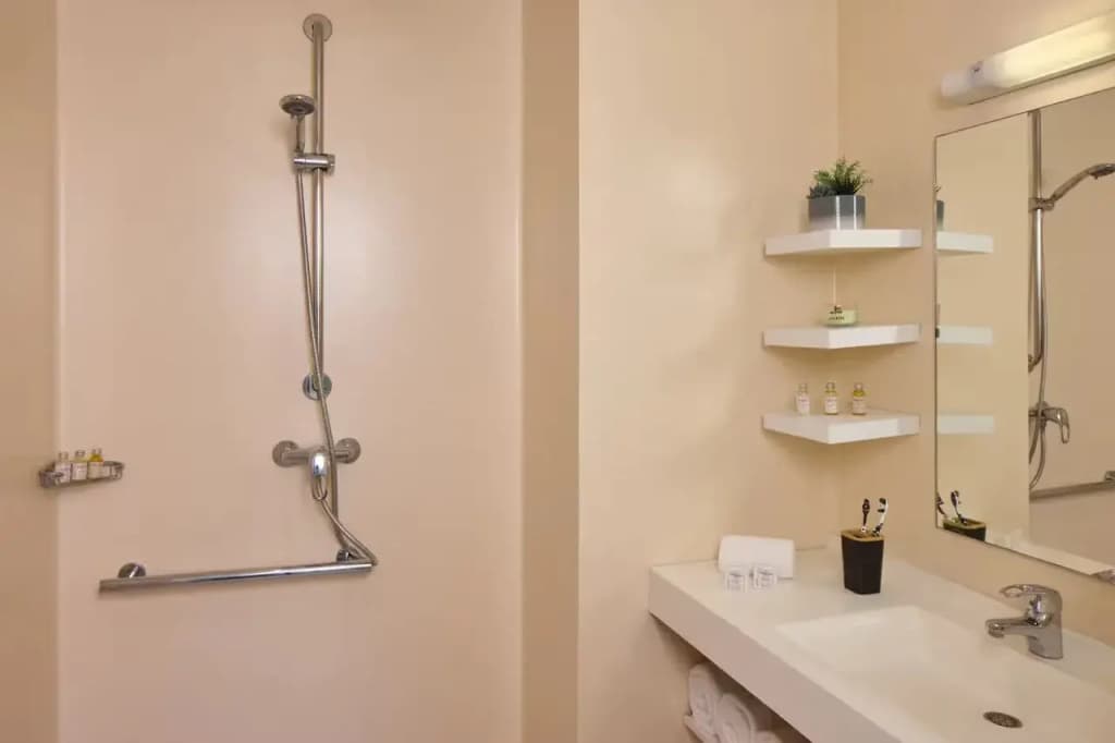 Quality Aparthotel Valenciennes - Miniature 8