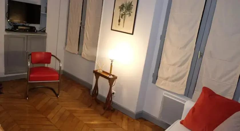 La Cour des Chevau-Legers - Miniature 8