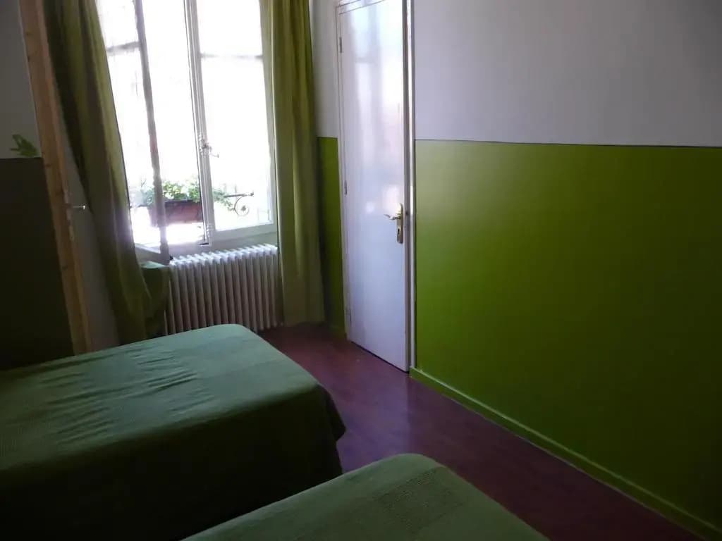 Central - Photo 2