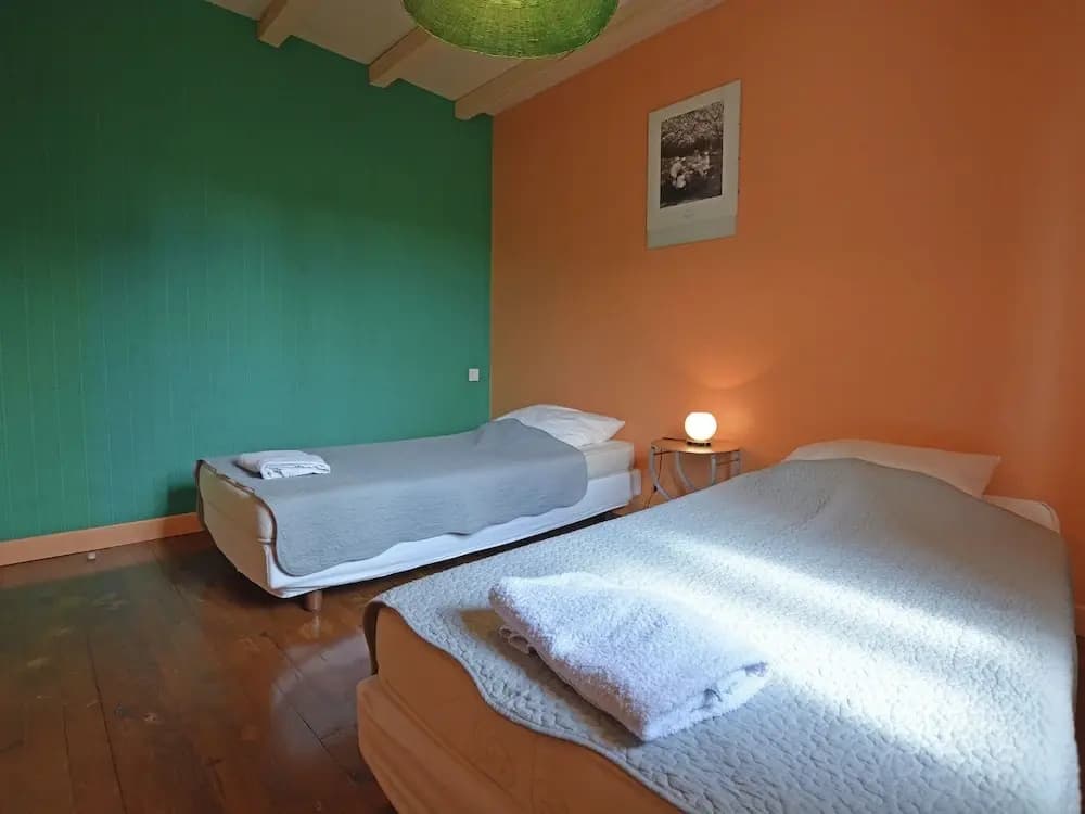 Cosy Villa in Flaux with Swimming Pool - Miniature 6