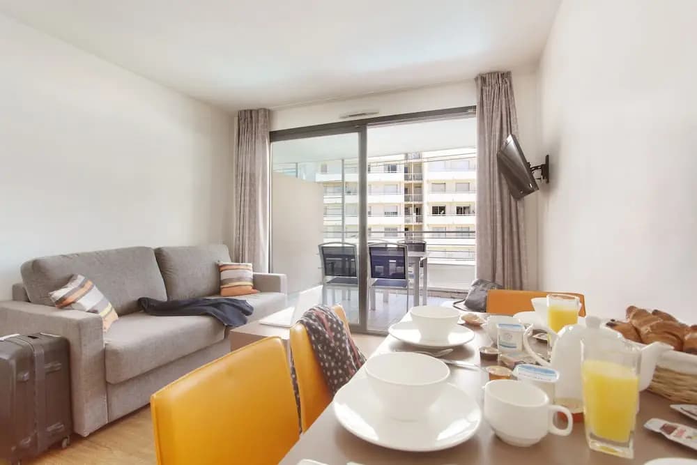 Odalys - Appart'Hotel Les Félibriges - Photo 3