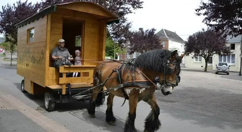 Les roulottes de l'avesnois - Photo 1
