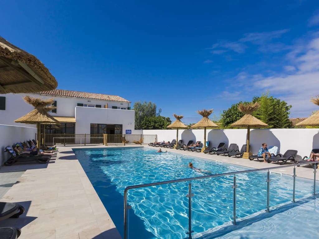Apartment in Ile de Re With Terrace or Garden - Photo 3