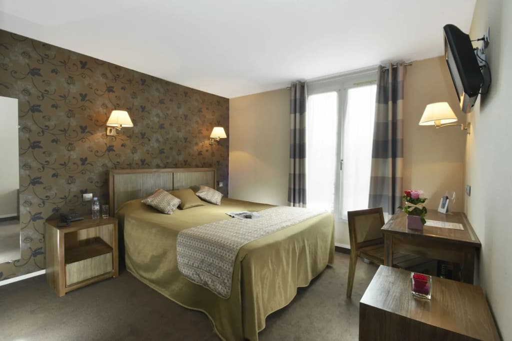 Hotel Carladez Cambronne - Photo 5