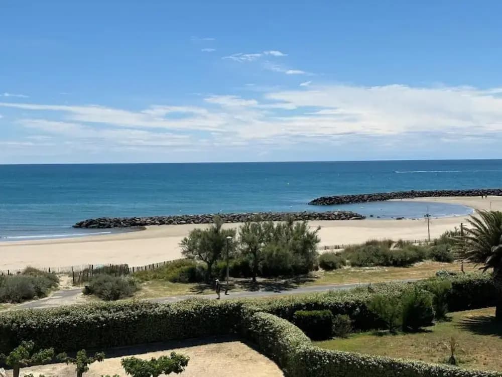 Apartment in Agde With Direct Beach Access - Miniature 8