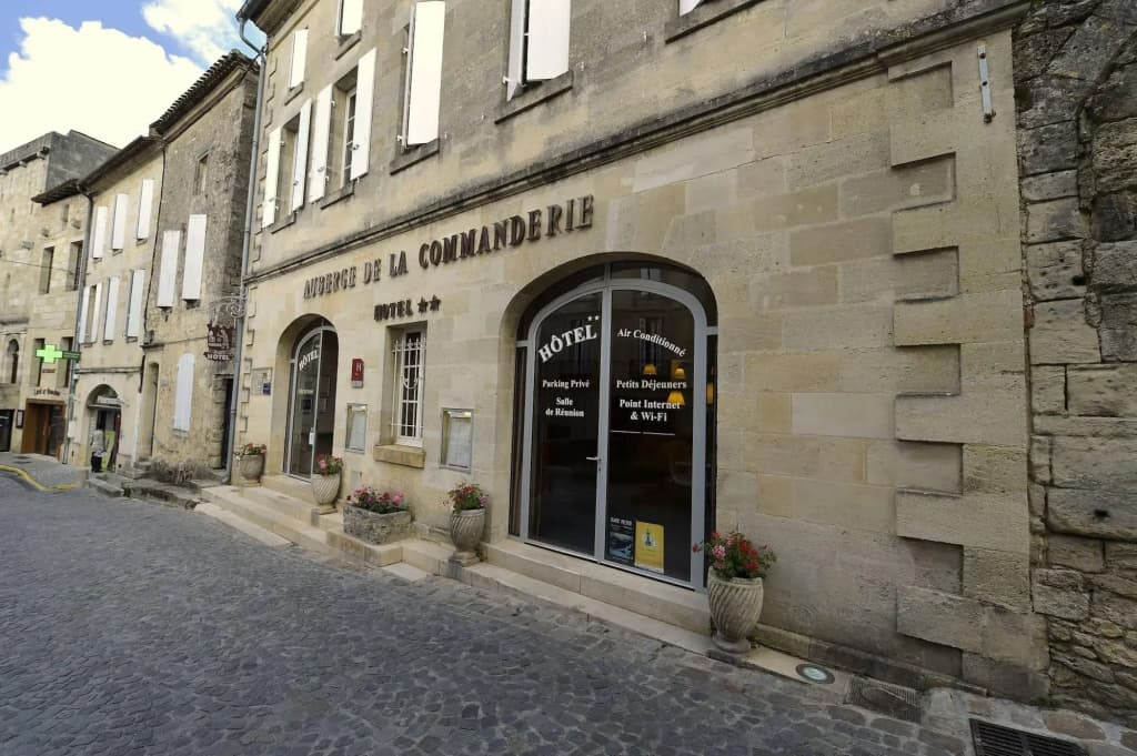 Auberge de la Commanderie - Photo 1